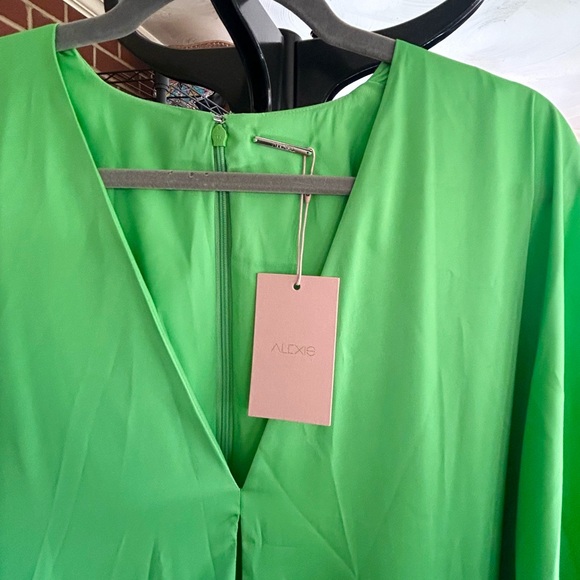 Alexis Luxe Chartreuse Satin Bell Sleeve Maxi Statement Dress | Slit | NWT | S - Picture 5 of 8